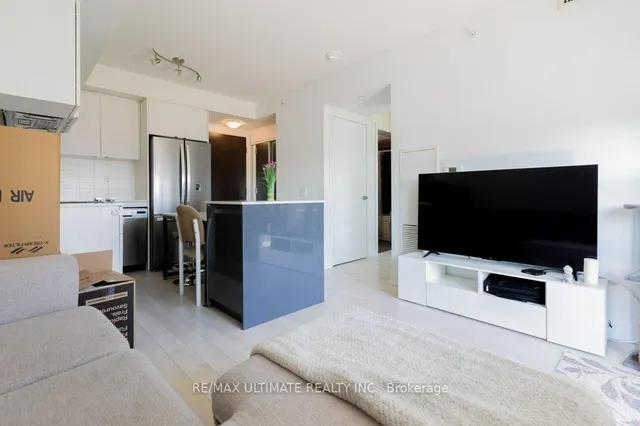 Additional image 10 of 1461 Lawrence Ave Unit 2001