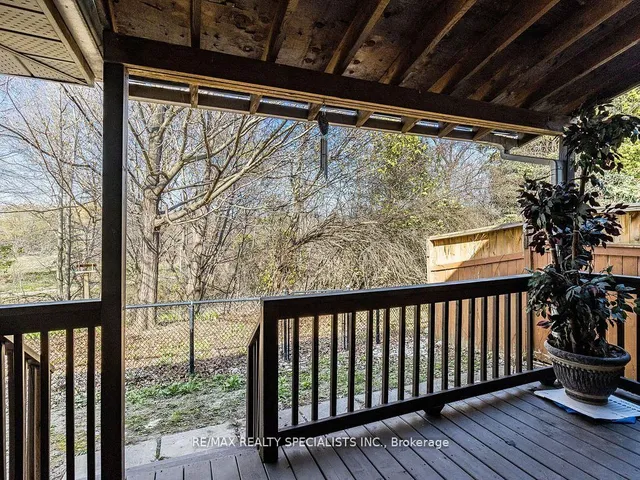 Additional image 34 of 140 Pressed Brick Dr