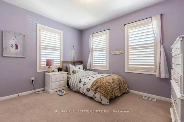 Additional image 24 of 328 Baverstock Cres