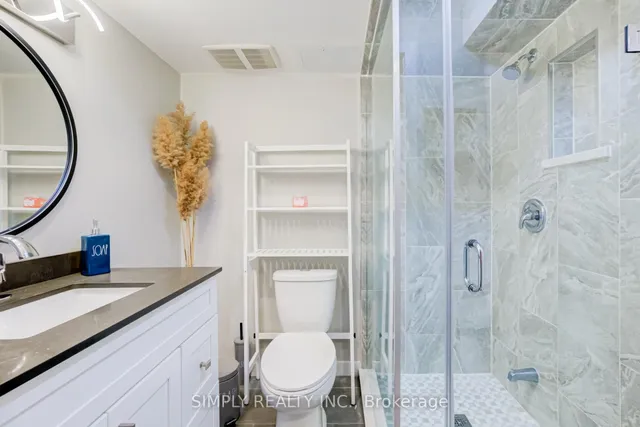 Additional image 47 of 45 Humberstone Cres