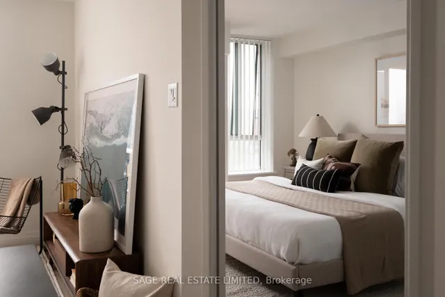 Additional image 18 of 801 King St Unit 420