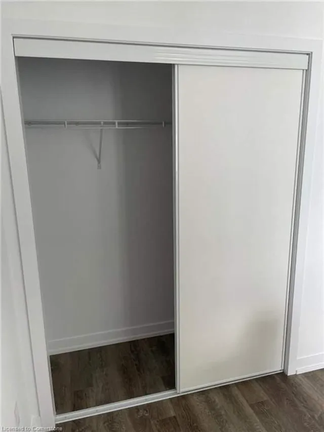 Additional image 17 of 450 Dundas St Unit 520