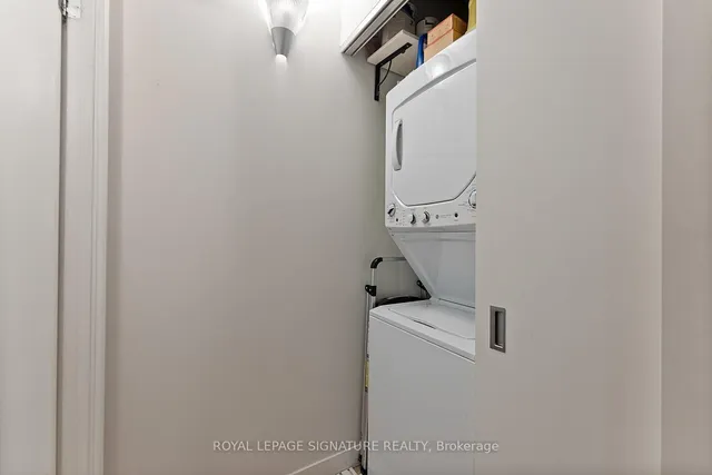 Additional image 26 of 32 Stewart St Unit 405