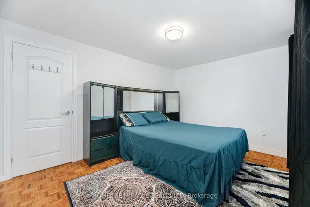 Additional image 21 of 341 Military Tr Unit 70