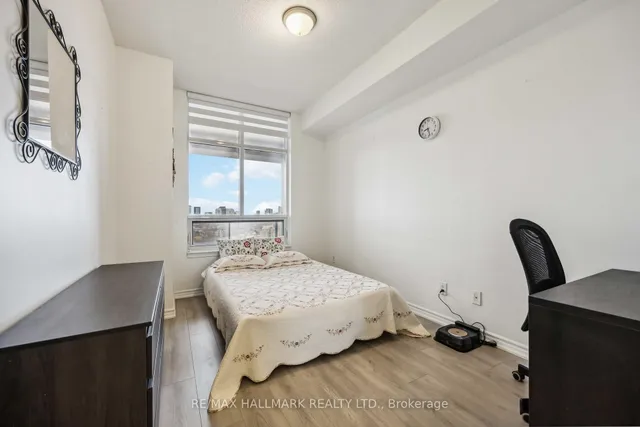 Additional image 19 of 18 Kenaston Gdns Unit 1809