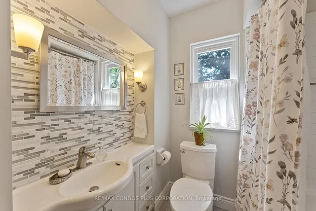 Additional image 17 of 219 King St