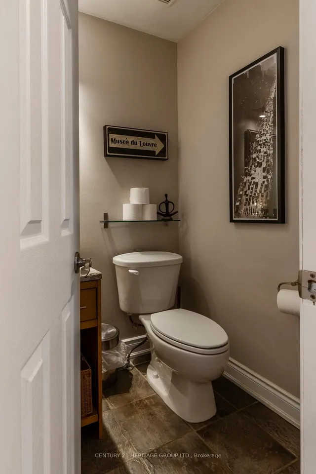 Additional image 21 of 2202 PEMBROKE Crt