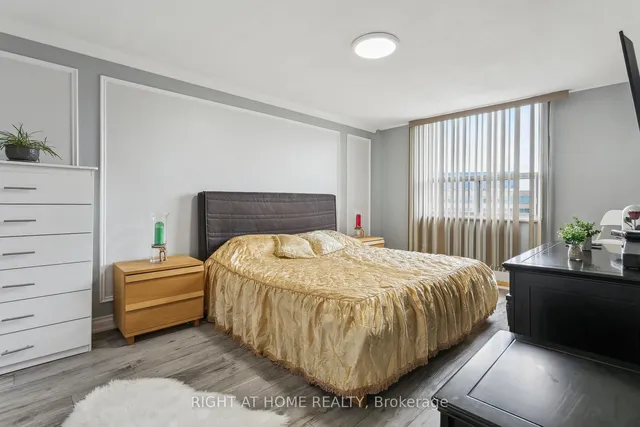 Additional image 21 of 451 The West Mall N/A Unit 1616