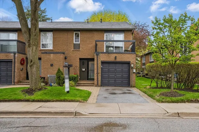 1393 Royal York Rd Unit 16