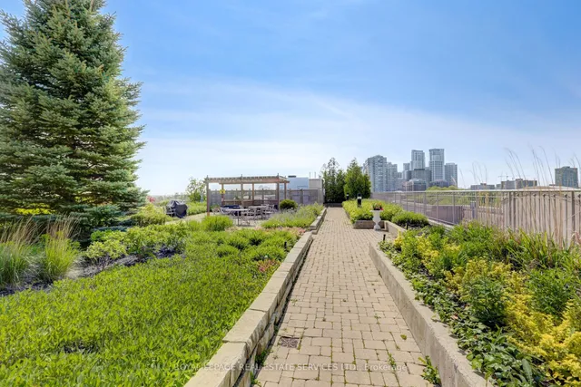 Additional image 26 of 3085 Bloor St Unit 303