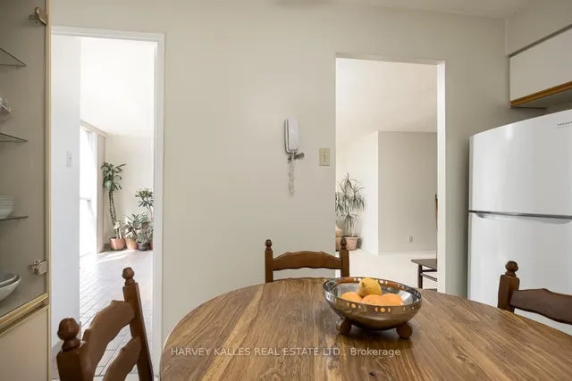 Additional image 10 of 61 Markbrook Lane Unit 911