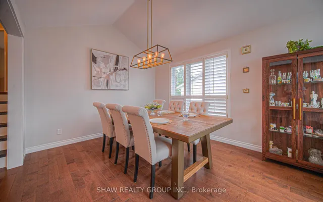 Additional image 6 of 210 Misty Crt