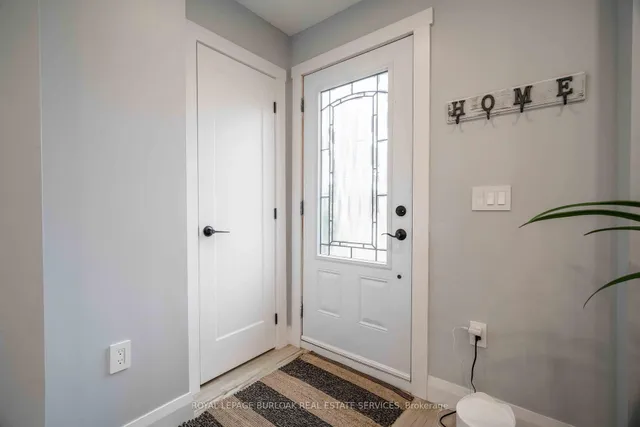 Additional image 4 of 8 Banff Dr