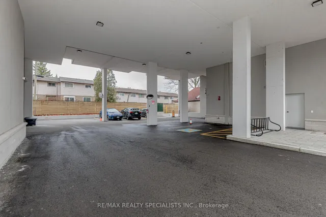 Additional image 40 of 415 Main St Unit 105