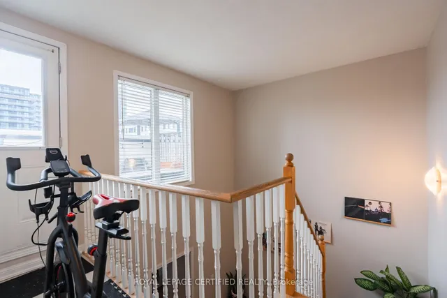 Additional image 16 of 22 Laidlaw St Unit 1222