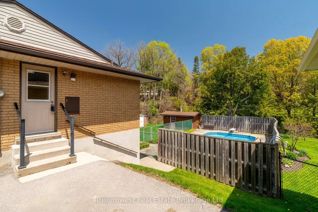 Additional image 32 of 147 Village Rd