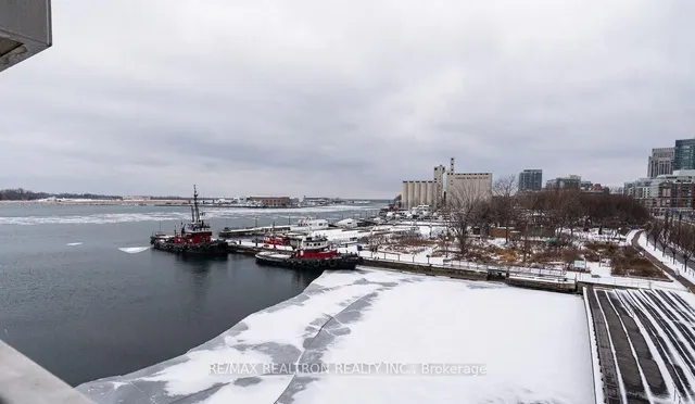 Additional image 20 of 401 Queens Quay Unit 403