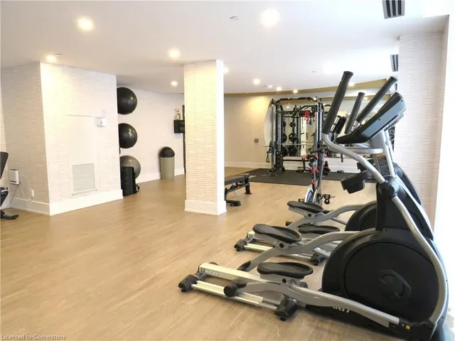 Additional image 24 of 470 Dundas St Unit 305