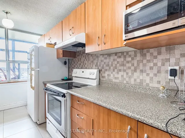 Additional image 26 of 25 Kensington Rd Unit 1610