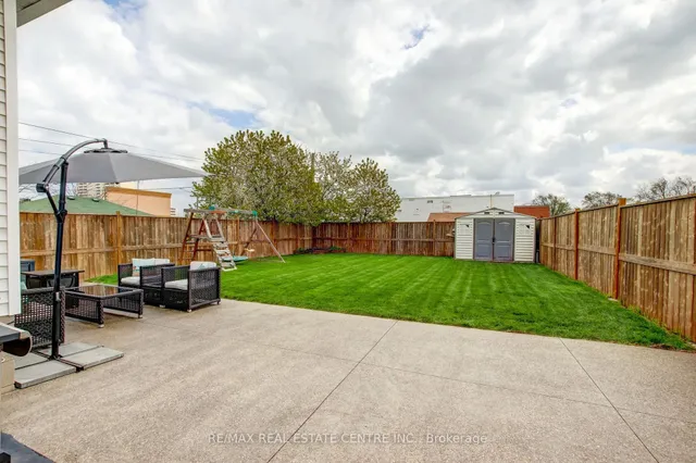 Additional image 36 of 182 Glennie Ave