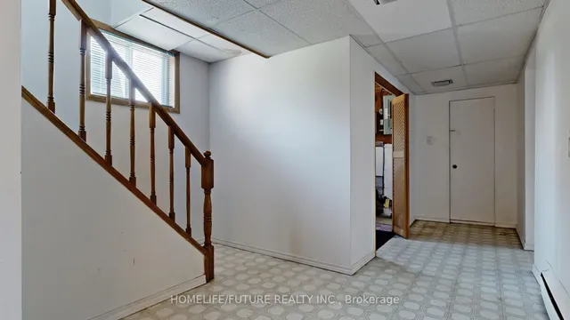 Additional image 33 of 164 Bertrand Ave