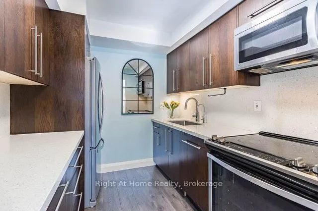 Additional image 10 of 1528 Lancaster Dr Unit 24