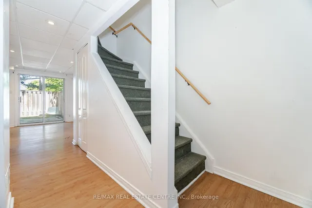 Additional image 35 of 122 Moregate Cres