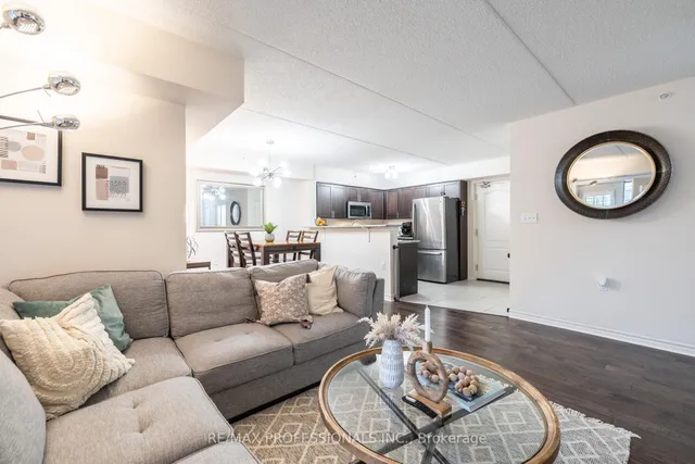 Additional image 36 of 1440 Main St Unit 108