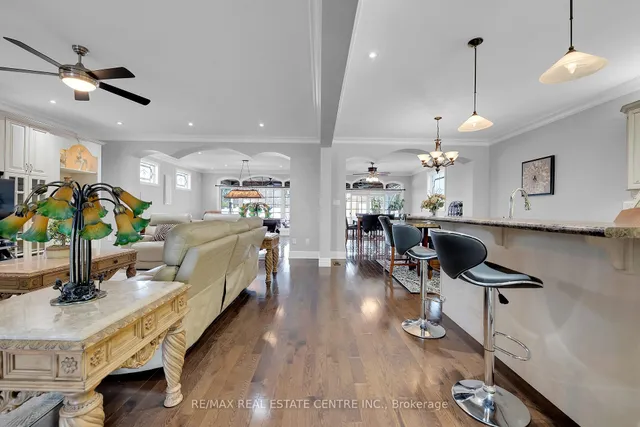 Additional image 19 of 29 Chipman Ave