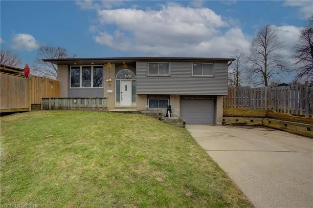 Additional image 2 of 93 Montcalm Dr