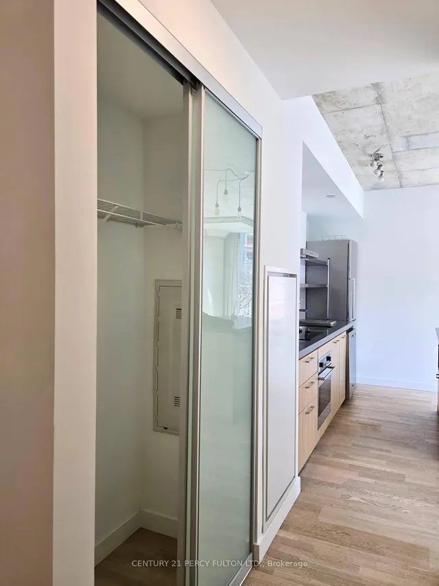 Additional image 13 of 560 King St Unit 213