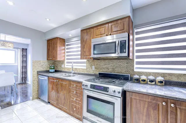 Additional image 16 of 18 Abell Dr