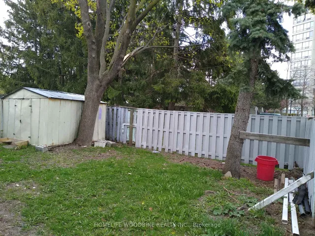 Additional image 38 of 11 Helena Crt