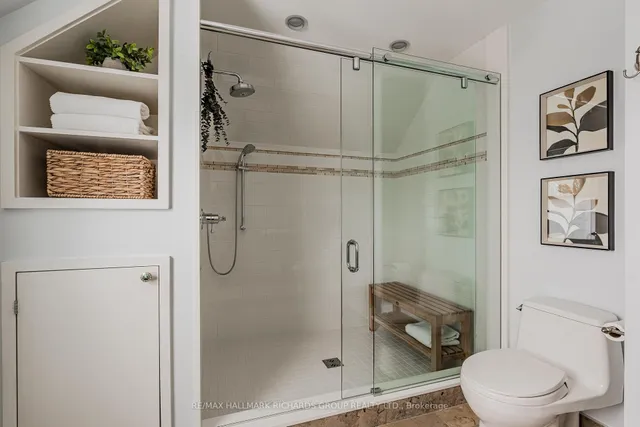 Additional image 14 of 148 Balsam Ave