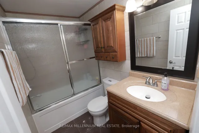 Additional image 33 of 10 Manderley Pl