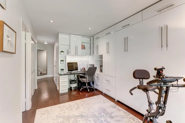 Additional image 26 of 142 Pears Ave Unit B2