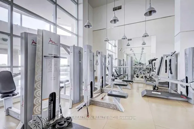 Additional image 25 of 36 Lee Centre Dr Unit 915