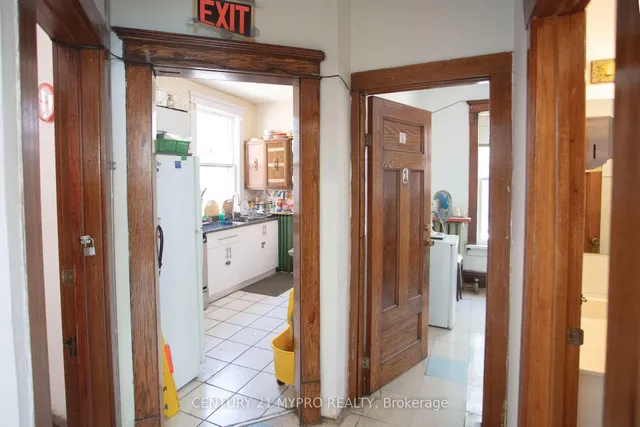 Additional image 7 of 35 Huron St