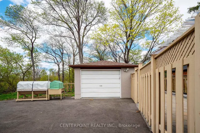 Additional image 32 of 32 Hertford Ave