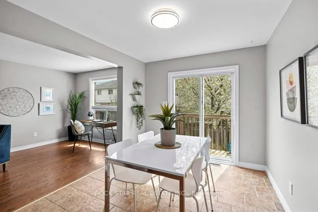 Additional image 17 of 28 Vennio Lane