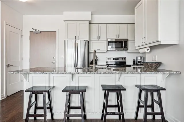 Additional image 10 of 3028 Creekshore Common N/A Unit 105