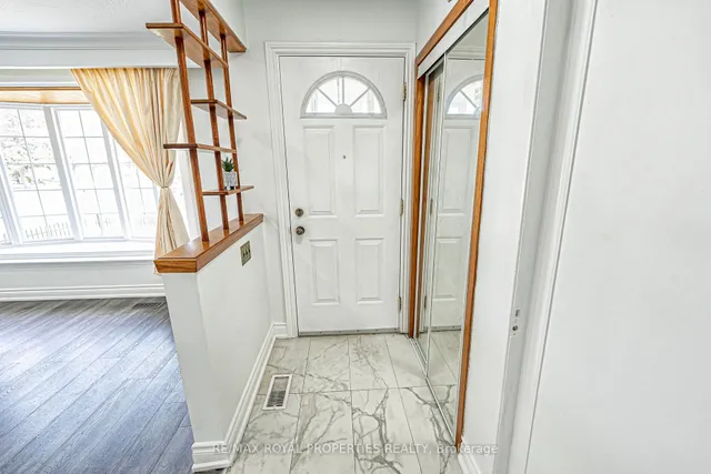 Additional image 8 of 14 Shoreview Dr