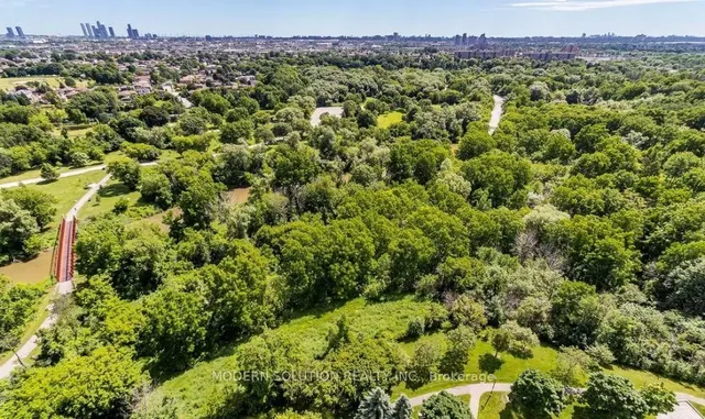 Additional image 29 of 3 Rowntree Rd Unit 312