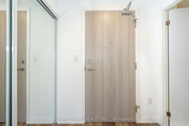 Additional image 3 of 75 Canterbury Pl Unit 910