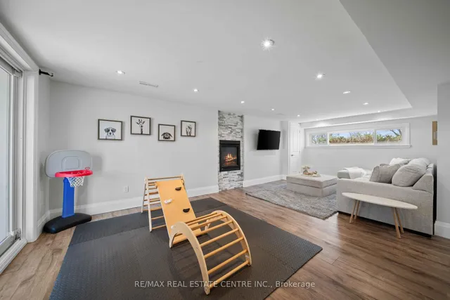 Additional image 31 of 454 Sparling Cres