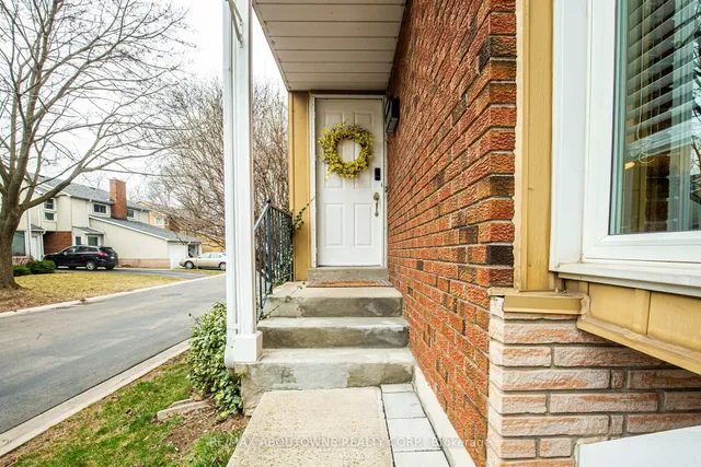 Additional image 3 of 2385 Woodward Ave Unit 33