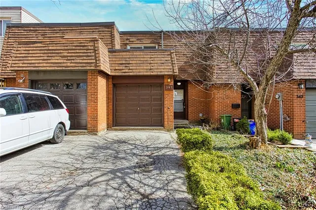 341 Cochrane Rd