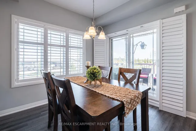 Additional image 11 of 51 Laguna Village Cres