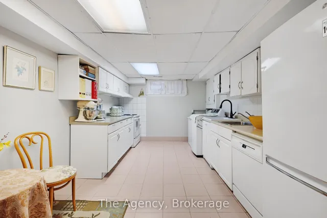 Additional image 24 of 3236 Cedartree Cres