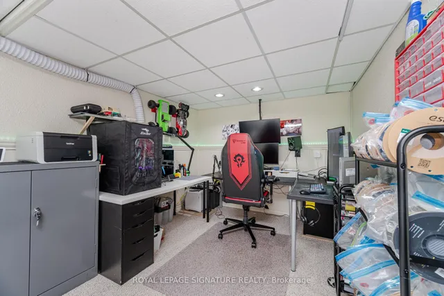 Additional image 32 of 136 Martindale Cres